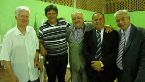 Vereadores Romulo Barreiros, Assis da Prefeitura, Dr. Samir, Northon Neiva e Dr. Gilson Dentista durante a solenidade 