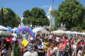 A Orquestra Jovem da cidade realizou concerto na praça central do município em agradecimento à iniciativa do Ministério Público de Minas Gerais