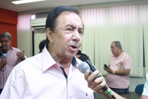 Na solenidade de posse, o prefeito Getúlio Neiva destacou a nova tarefa que Vânio Amaral vai receber e a responsabilidade que terá junto à implantação do Distrito Industrial de Teófilo Otoni. “É uma tarefa nova, diferenciada, porque gera emprego e renda que é a secretaria que ele está assumindo”, disse Getúli