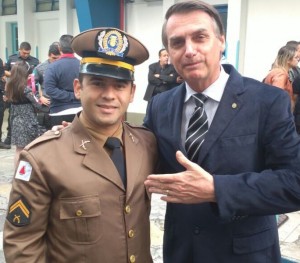 Homenagem01