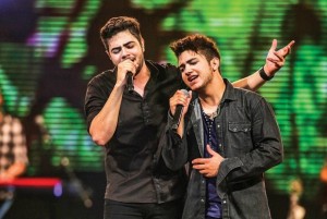 A dupla Henrique e Juliano têm um dos shows mais concorridos do país
