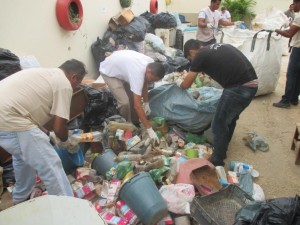 A ação contou com o apoio das secretarias municipais de Saúde e Meio Ambiente, e do setor de Endemias do município 